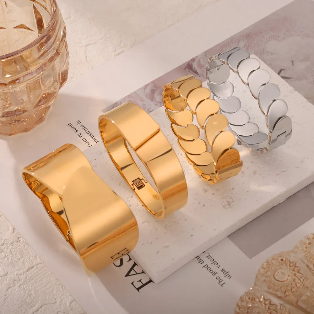 Bracelet en Acier Titane Plaqué Or