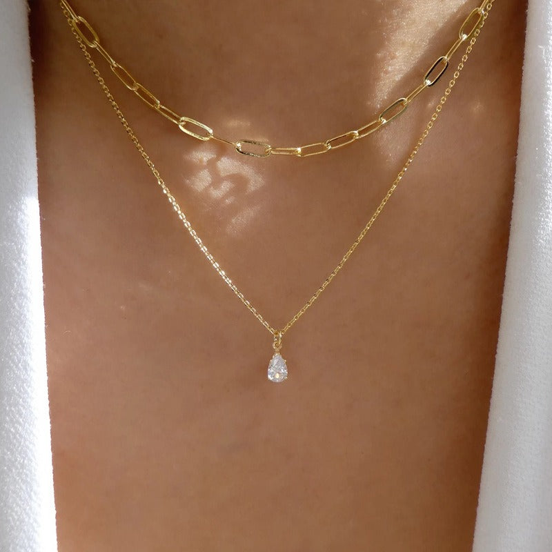 Collier avec Pendentif goutte en Zircon